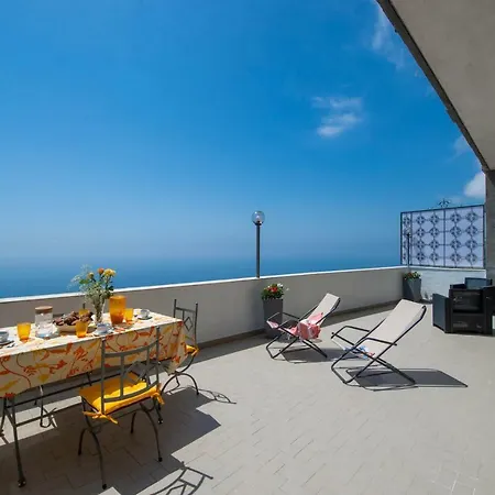 Vakantiehuis Prima Luce *